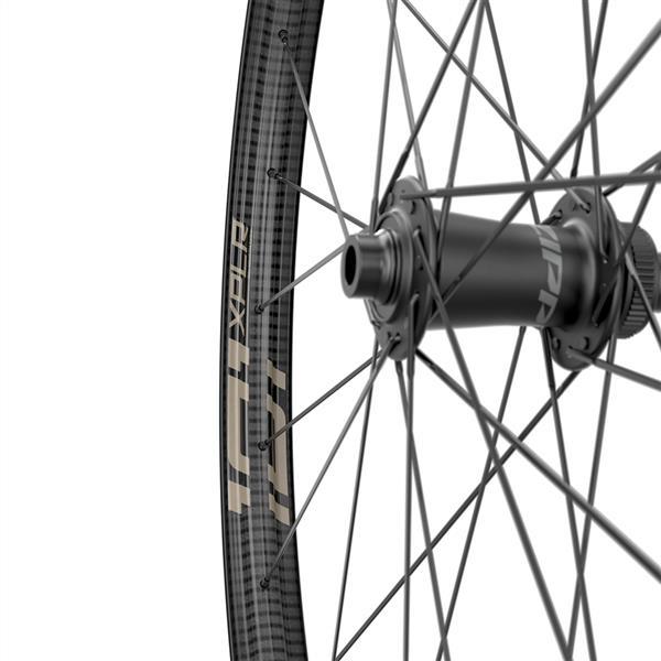 101 Xplr Tubeless Disc-Brake Front Wheel Black Carbon/Kwiqsand,27.5&Quot;/12X100 M-Nr: 8101000119 6 57730D89-CA04-4331-8CB1-3816273D63C0