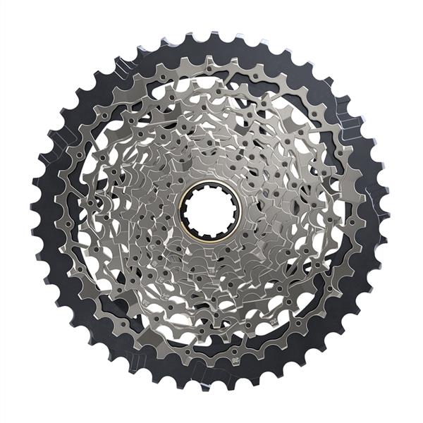 Cassette Xg-1271 Red/Force Xplr 12Sp Silver,10-44T M-Nr: 8202000091 1 35B2C36D-6833-4AF6-A58A-695665DA7335